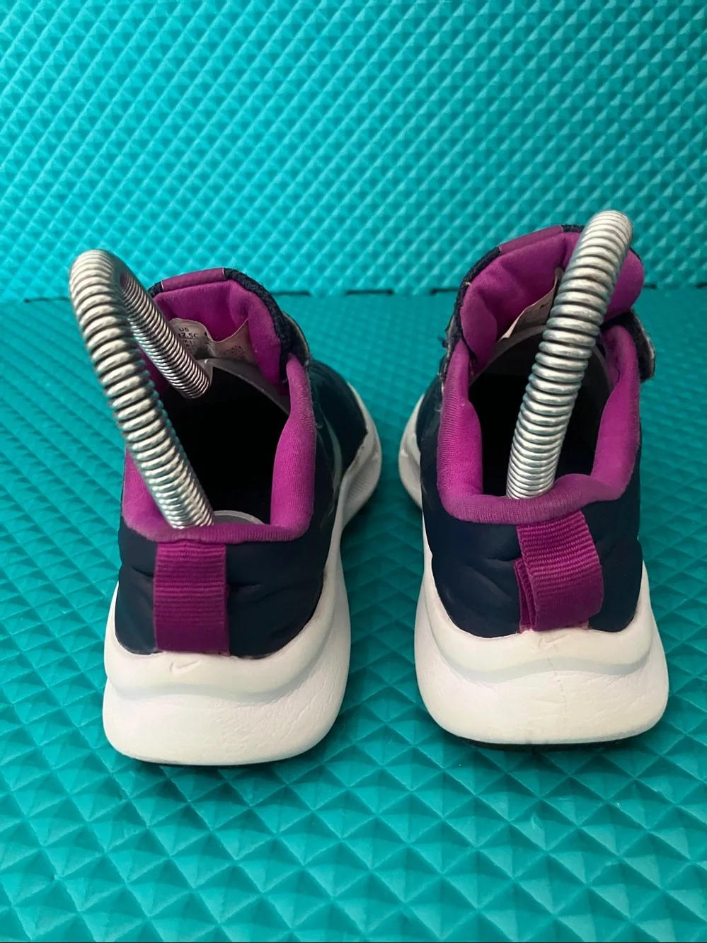 NIKE Girl’s Star Runner 3 Running Shoes | 12.5